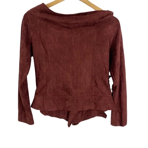 Fashion Nova Off-Shoulder Belted Jacket Suede Like Maroon Gold hardware Zip XL - Picture 4 of 10
